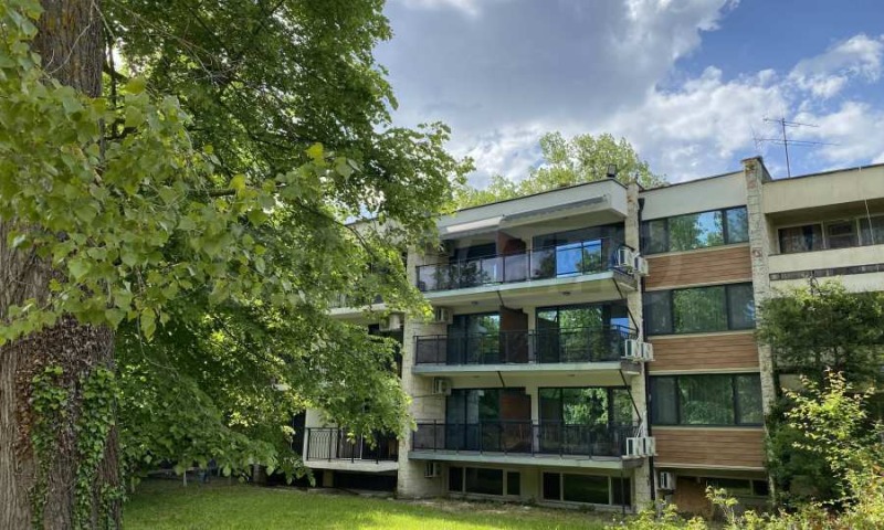 Продава  Хотел, област Бургас, гр. Приморско •  810 000 EUR • ID 29771344 — holmes.bg - [1] 