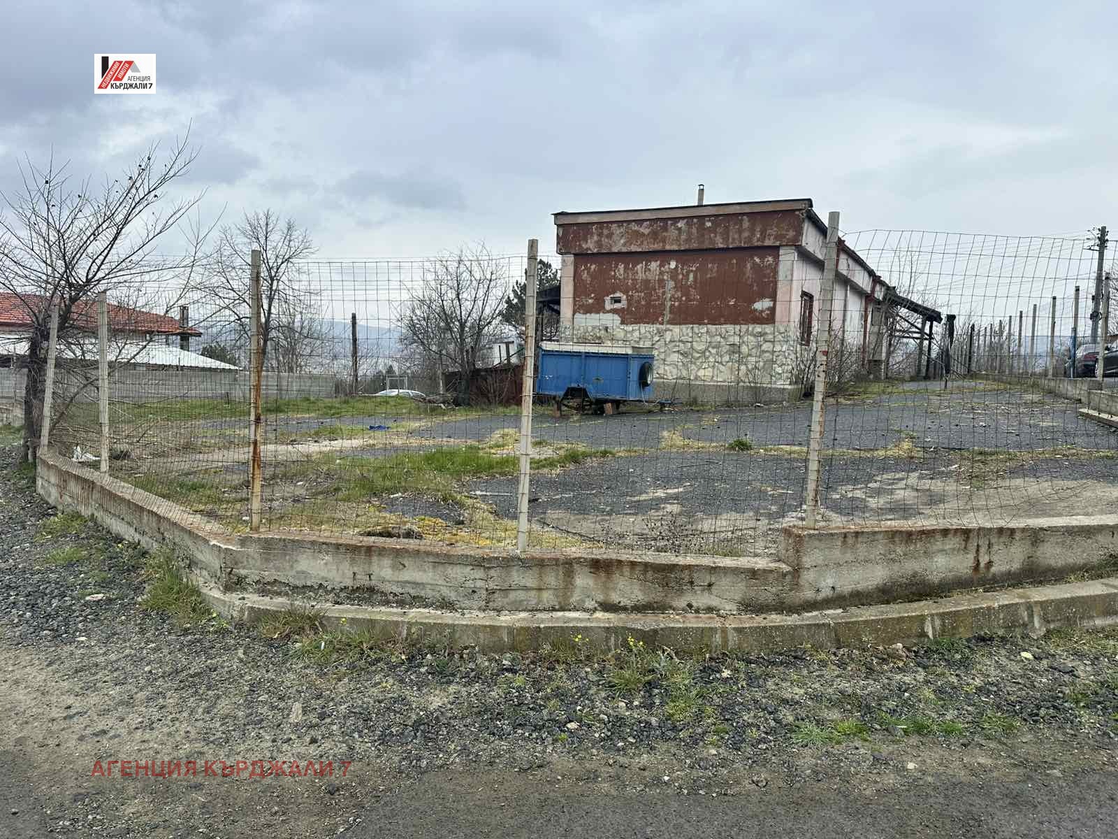 Продава МАГАЗИН, с. Сипей, област Кърджали, снимка 4 - Магазини - 54135211