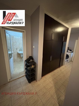 2 bedroom Vazrozhdentsi, Kardzhali 4