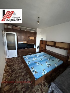 2 bedroom Vazrozhdentsi, Kardzhali 11