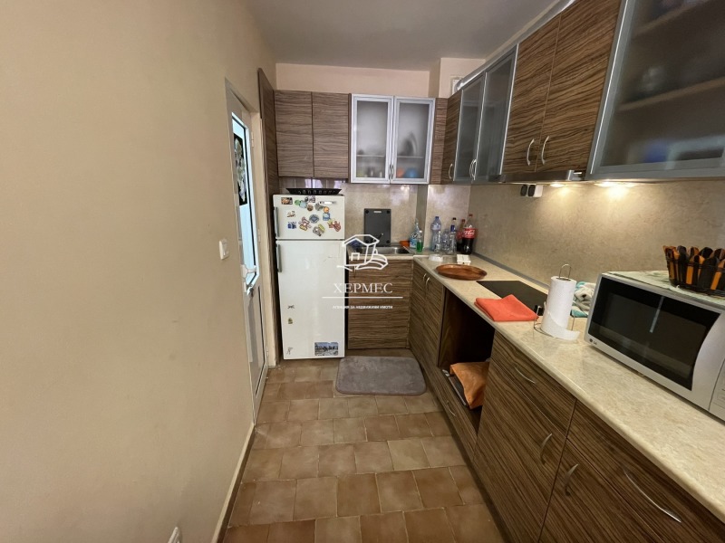 De vânzare  1 dormitor Burgas , Vâzrajdane , 60 mp | 48736454 - imagine [3]