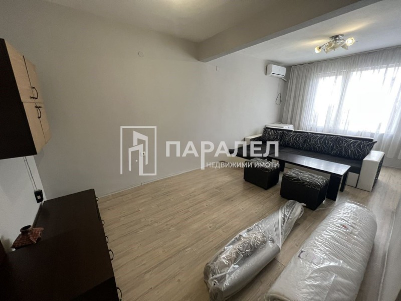 In vendita  2 camere da letto Stara Zagora , Tsentar , 62 mq | 74090147