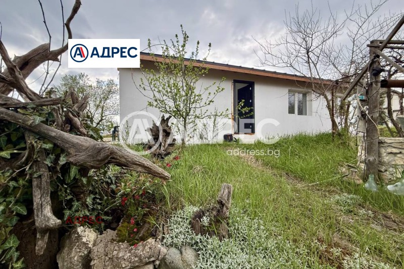 Продава КЪЩА, гр. Варна, м-т Боровец - север, снимка 2 - Къщи - 52606934