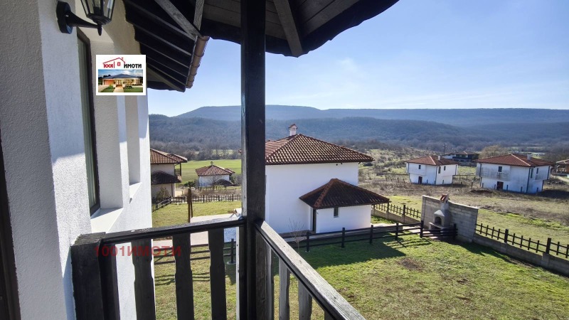 Продава КЪЩА, с. Църква, област Добрич, снимка 15 - Къщи - 53508259