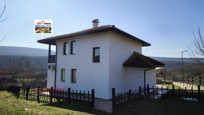 Продава КЪЩА, с. Църква, област Добрич, снимка 3 - Къщи - 53508259