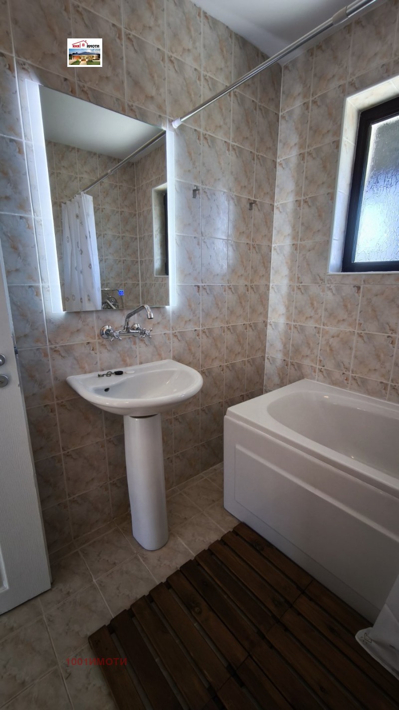 Продава КЪЩА, с. Църква, област Добрич, снимка 13 - Къщи - 53508259