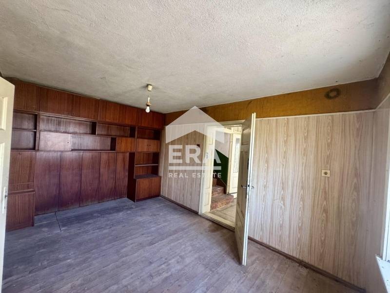 Продава КЪЩА, с. Полски Сеновец, област Велико Търново, снимка 13 - Къщи - 55102111