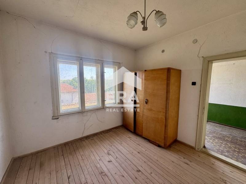Продава КЪЩА, с. Полски Сеновец, област Велико Търново, снимка 5 - Къщи - 55102111