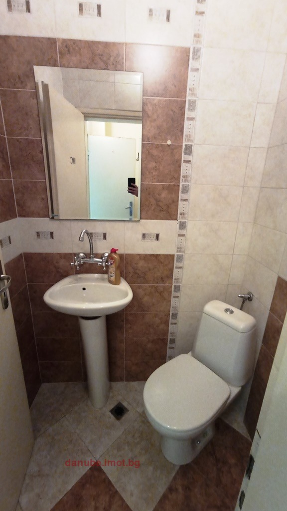 Продава МАГАЗИН, гр. Русе, Център, снимка 3 - Магазини - 55804085