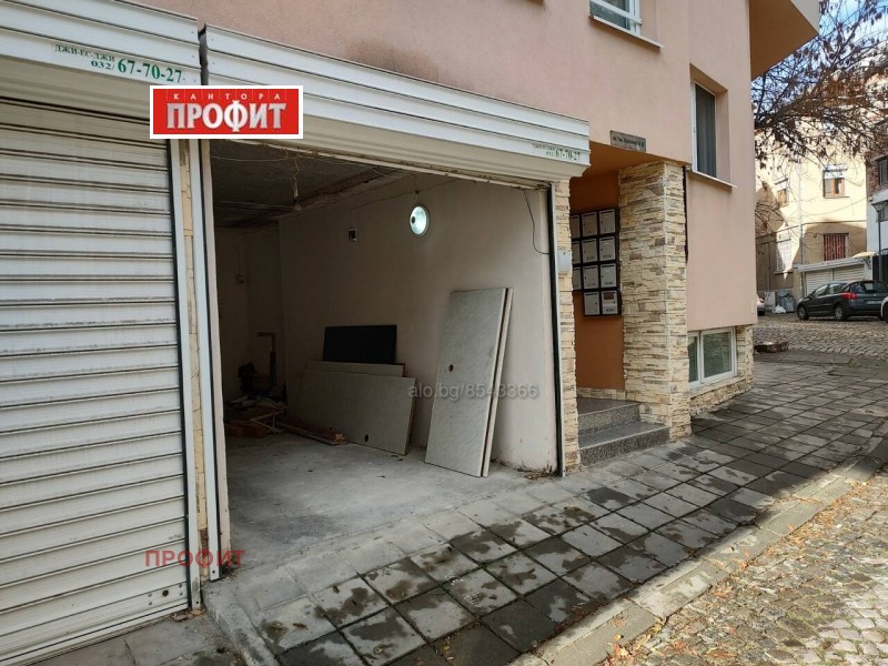 Продава ГАРАЖ, ПАРКОМЯСТО, гр. Пловдив, Център