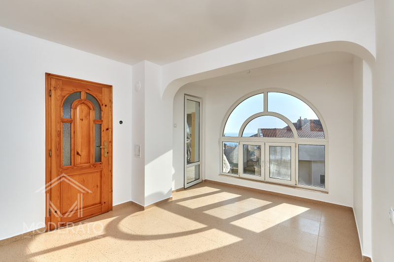 Продава 3-СТАЕН в област Бургас, гр. Свети Влас - 116 кв.м / 160 000 € » 312 932.80 лв., МОДЕРАТО