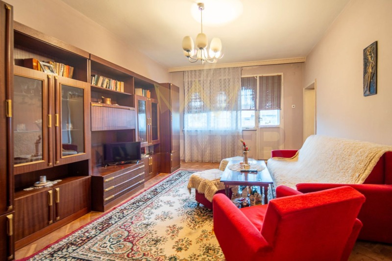 Продава 3-СТАЕН, град Добрич, Център • 159500 € / 311954.89 лв. • 30464931 1