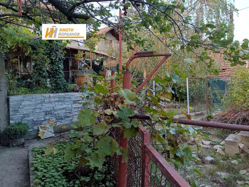 Продава КЪЩА, с. Леденик, област Велико Търново, снимка 8 - Къщи - 52060671