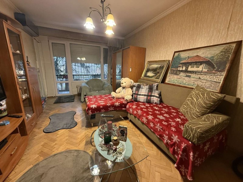 Продава 3-СТАЕН в град София, Бъкстон - 85 кв.м / 269 900 € » 527 878.52 лв., БЕСТ СЕЛЪРС БЪЛГАРИЯ ООД
