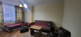 2 chambres Tri tchoutchoura - yug, Stara Zagora 2