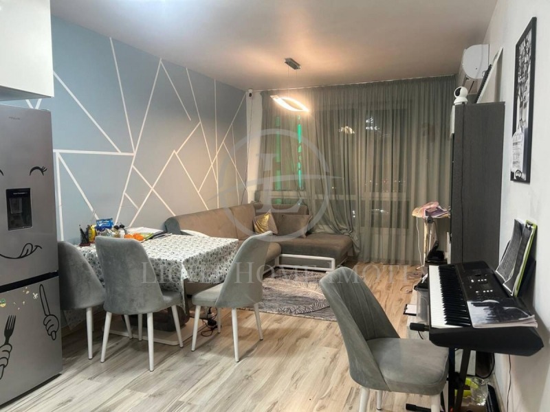 Til salg  1 soveværelse Plovdiv , Trakiya , 73 kvm | 53180431