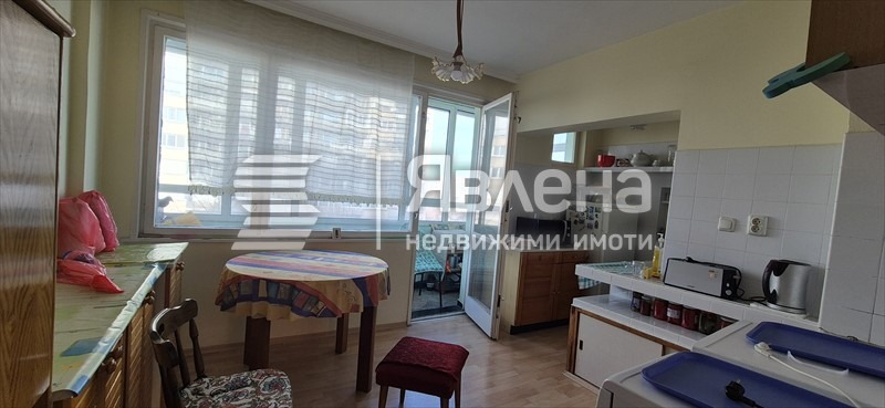 Продава 3-СТАЕН, гр. Пловдив, Младежки Хълм, снимка 2 - Апартаменти - 53586788