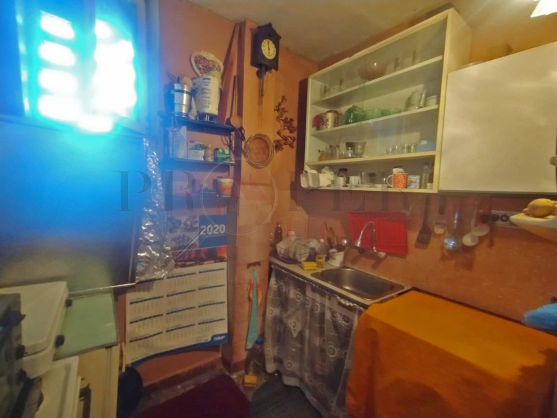 Eladó  2 hálószobás Veliko Tarnovo , Kolju Ficseto , 75 négyzetméter | 71300012 - kép [8]