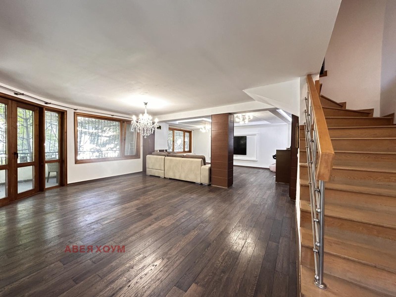 Продава  Многостаен град Варна , Център , 228 кв.м | 55496400 - изображение [6]