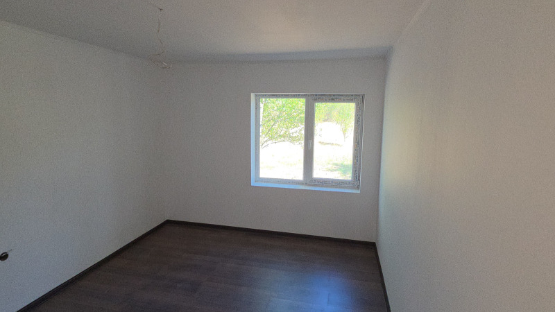 Продава КЪЩА, с. Червенци, област Варна, снимка 9 - Къщи - 53439214