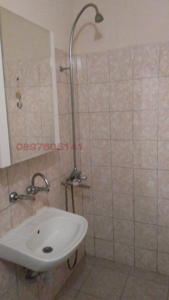 Продава 1-СТАЕН, гр. Радомир, област Перник, снимка 10 - Апартаменти - 54173104