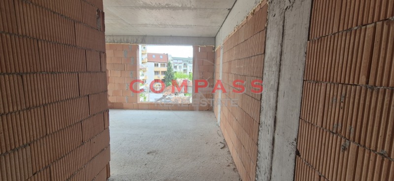 Till salu  1 sovrum Varna , Kolhozen pazar , 81 kvm | 83775606 - bild [2]