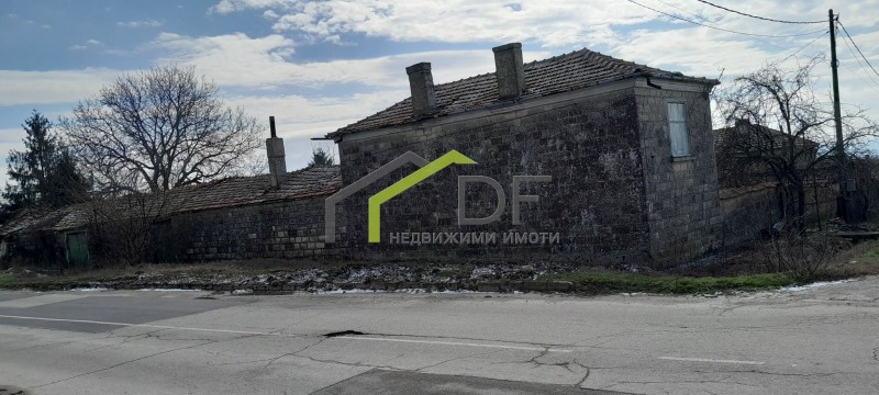 Продава КЪЩА, с. Кривня, област Варна, снимка 14 - Къщи - 53602707