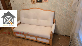 1 quarto Nadejda 1, Sofia 4