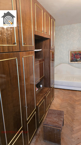 1 quarto Nadejda 1, Sofia 2