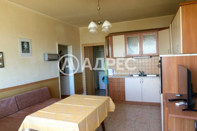 Продава  3-стаен, град София, Дружба 1 •  159 950 EUR • ID 74246419 — holmes.bg - [1] 