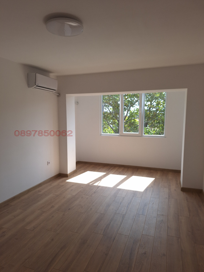 Продава  3-стаен град Варна , Левски 2 , 82 кв.м | 79745878 - изображение [6]