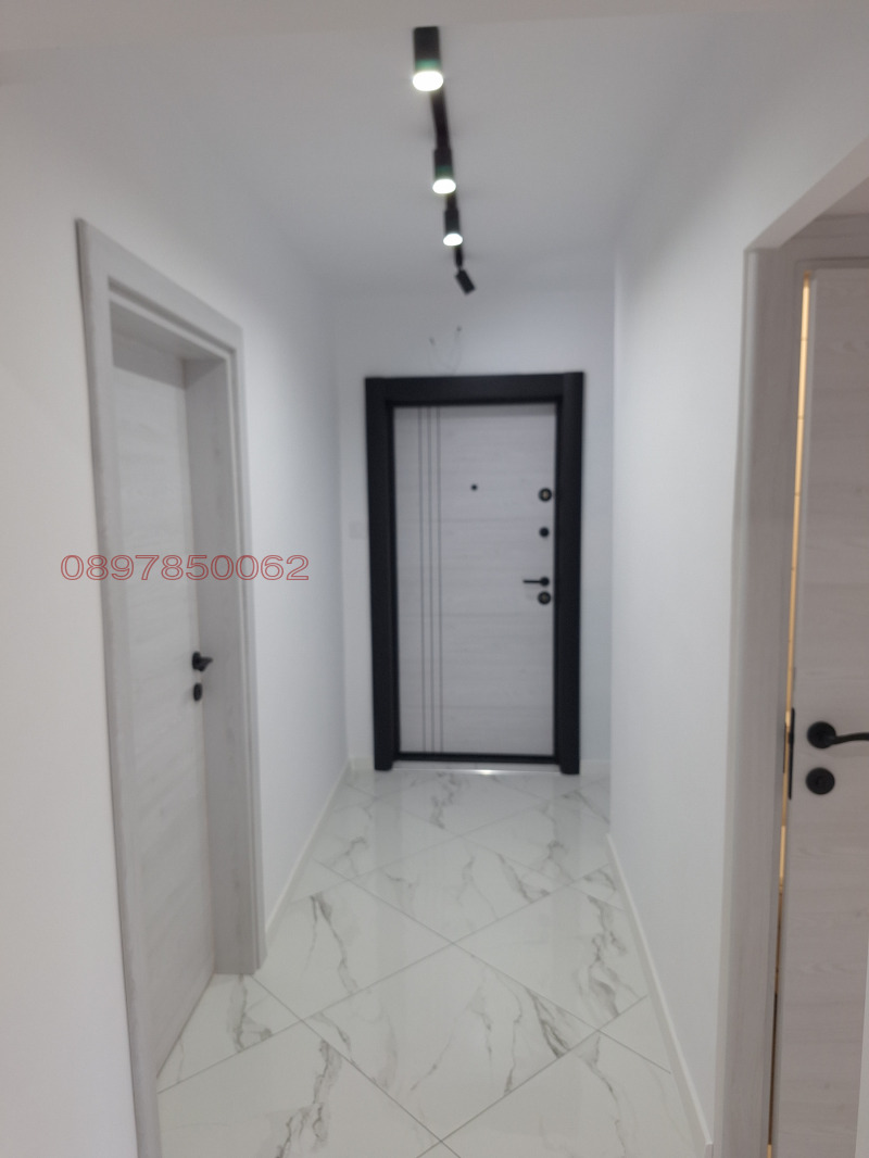 Продава  3-стаен град Варна , Левски 2 , 82 кв.м | 79745878