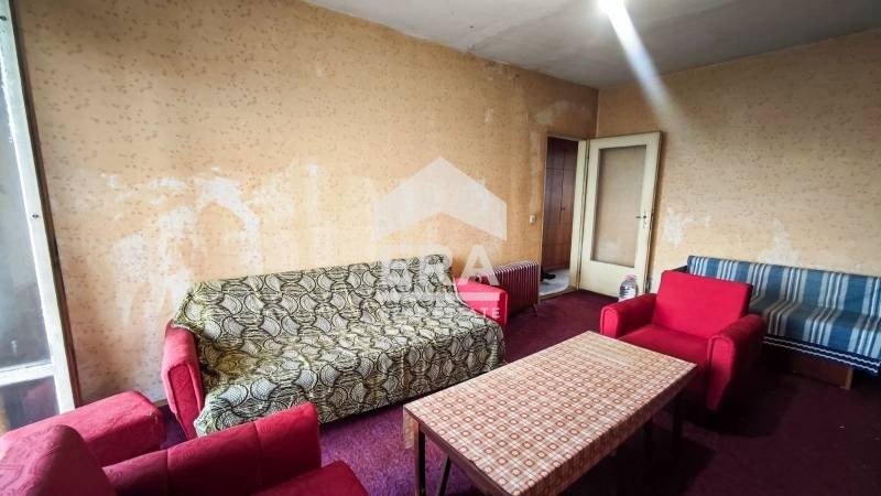 Продава 3-СТАЕН, гр. Търговище, Запад 2, снимка 2 - Апартаменти - 52519909