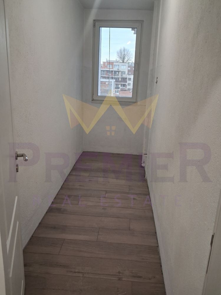 Продава 4-СТАЕН, гр. Варна, Лятно кино Тракия, снимка 17 - Апартаменти - 55625743