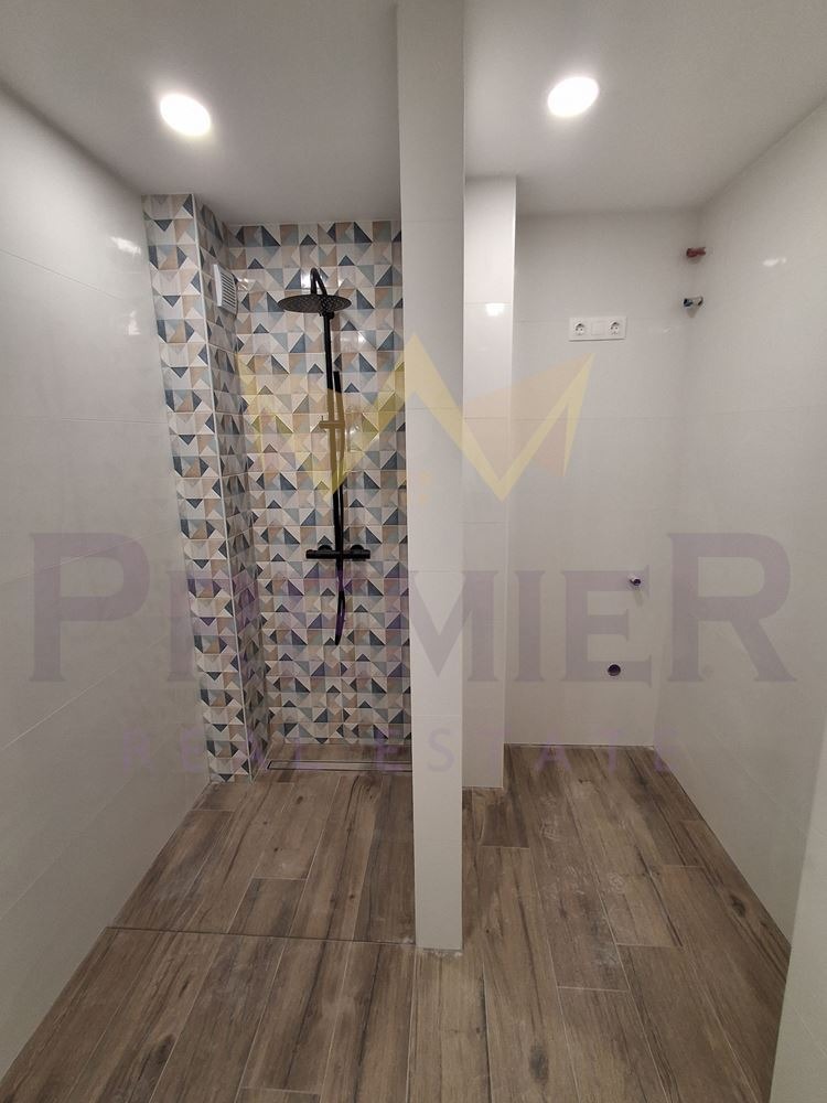 Продава 4-СТАЕН, гр. Варна, Лятно кино Тракия, снимка 15 - Апартаменти - 55625743