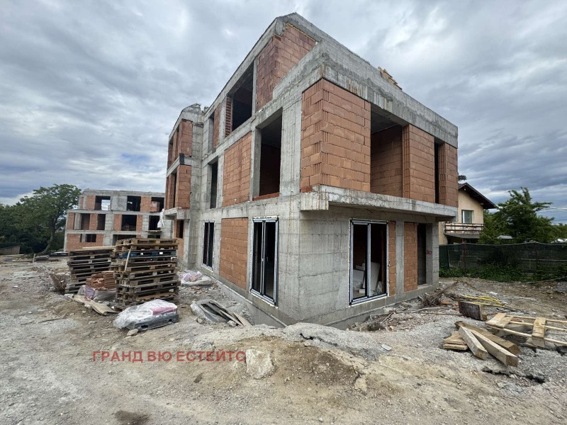 Till salu  Hus Sofia , Dragalevci , 305 kvm | 46598999 - bild [3]
