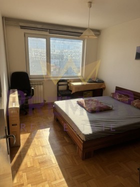 2 Schlafzimmer Mladost 2, Sofia 1