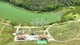 Μεζονέτα Νηκολαεβκα, περιοχή Βάρνα
