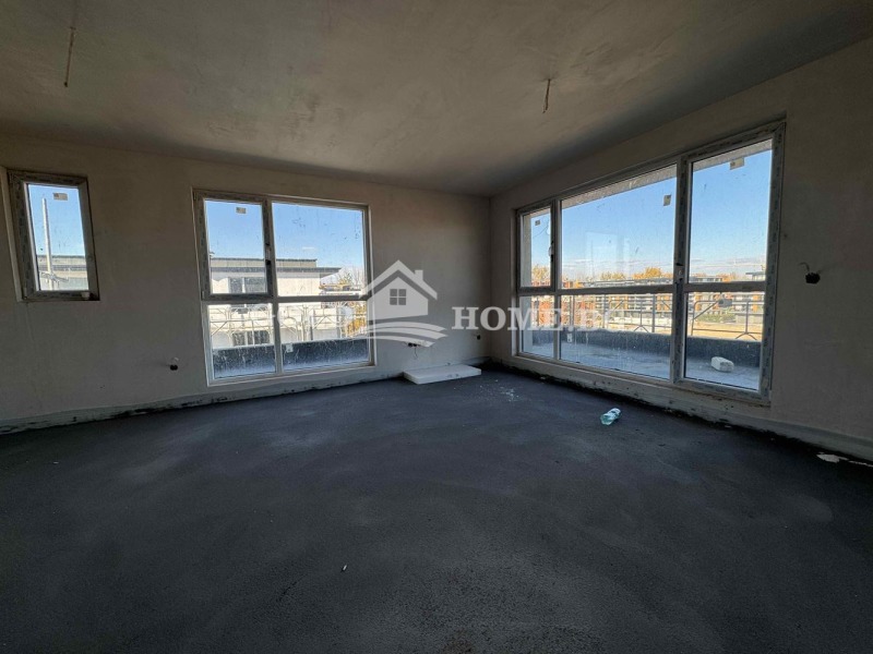 In vendita  1 camera da letto Plovdiv , Hristo Smirnenski , 106 mq | 63941402