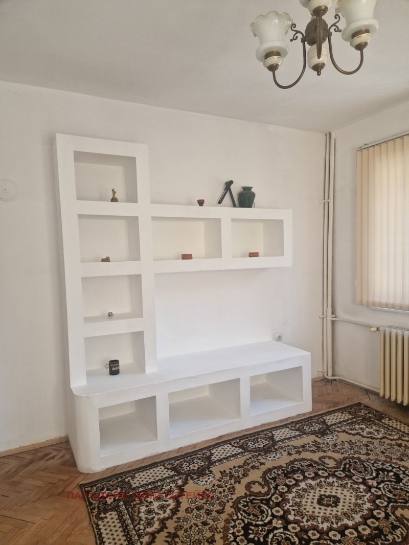 Eladó  1 hálószoba Sofia , Krasno selo , 80 négyzetméter | 75589575 - kép [3]
