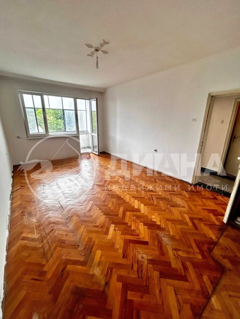 Na prodej  2 ložnice Plovdiv , Mladežki Chalm , 107 m2 | 19652772 - obraz [2]
