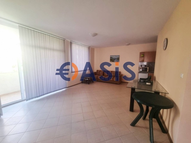 À venda  2 quartos região Burgas , k.k. Slantchev briag , 86 m² | 46855796 - imagem [2]