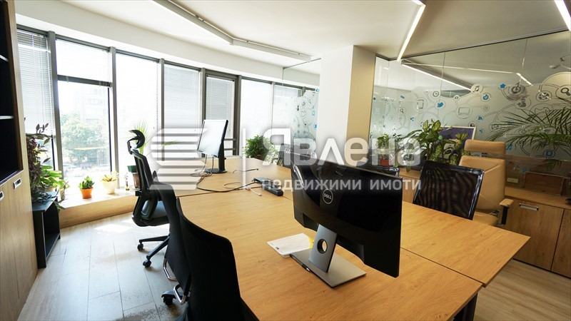 Продава ОФИС, гр. София, Медицинска академия, снимка 2 - Офиси - 54598847