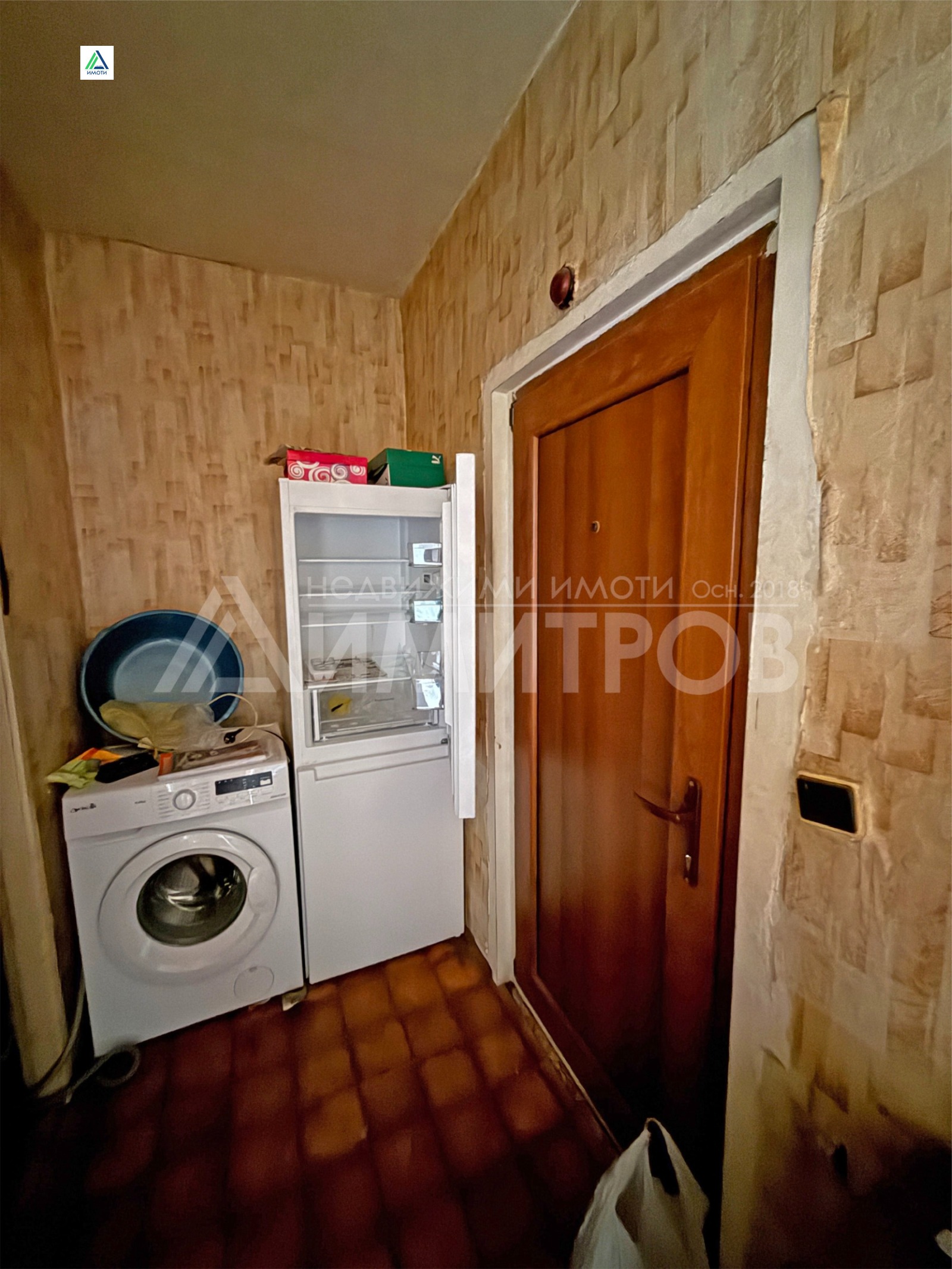 Продава 1-СТАЕН, гр. Нови пазар, област Шумен, снимка 2 - Апартаменти - 54412597