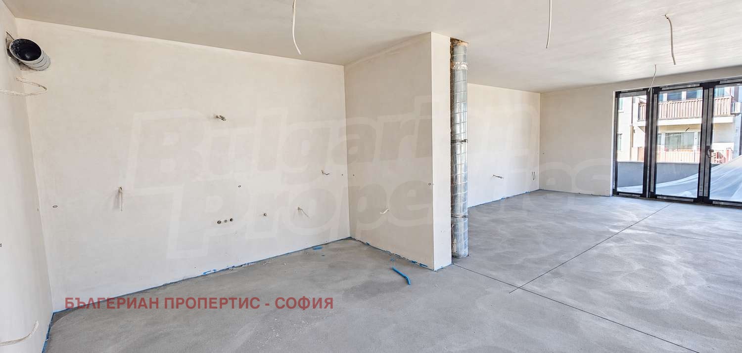 Продава 4-СТАЕН, гр. София, Оборище, снимка 3 - Апартаменти - 56397869
