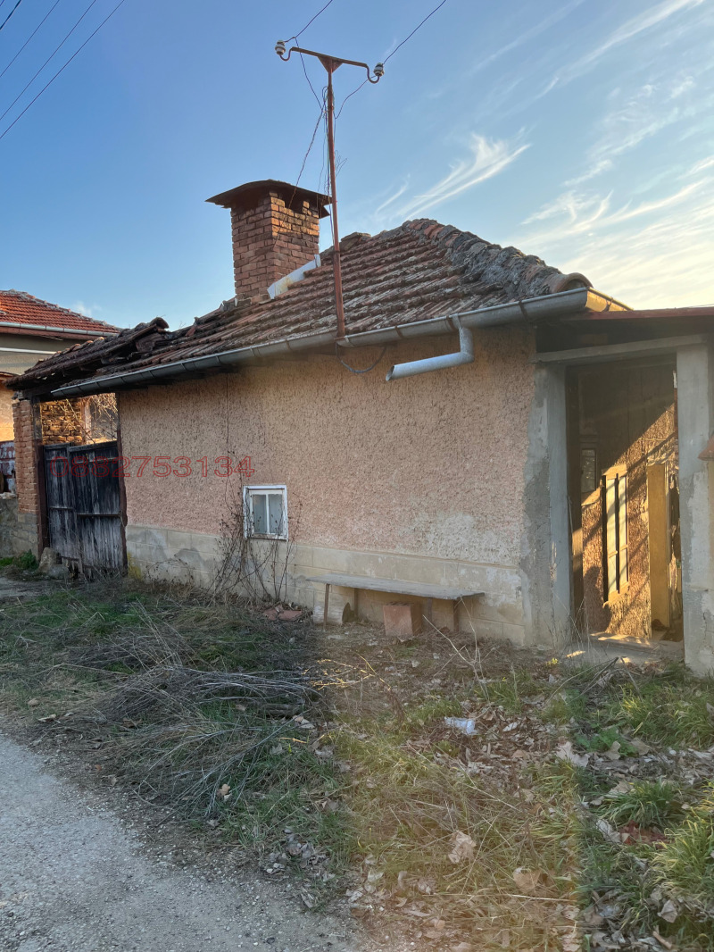 Продава КЪЩА в област Ловеч, с. Гостиня - 95 кв.м / 20 500 € » 40 094.52 лв.