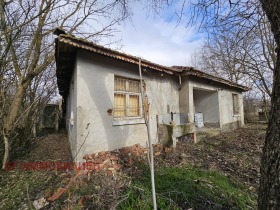 Продажба на имоти в с. Дебелт, област Бургас - изображение 2 