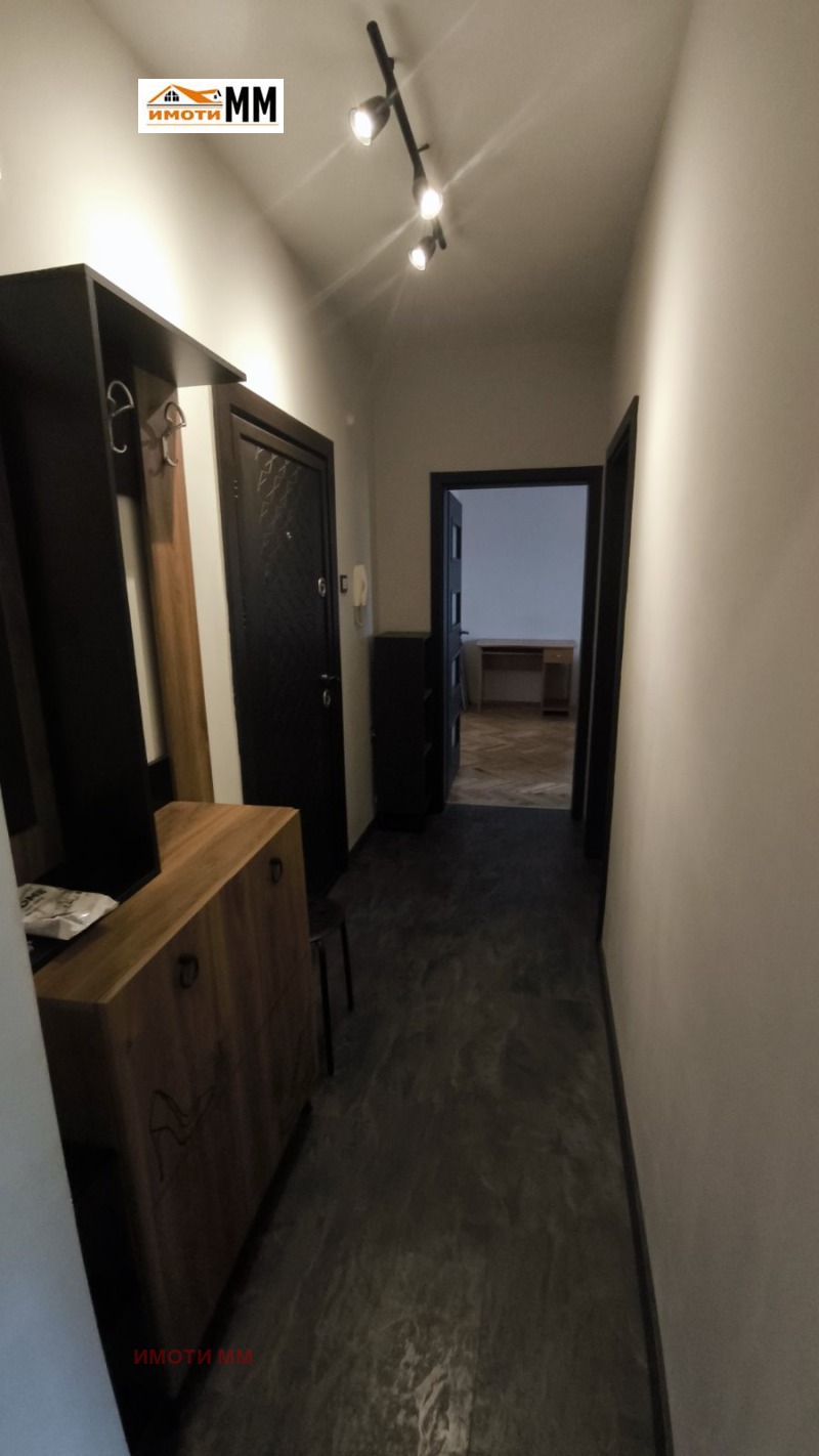 На продаж  1 спальня Пловдив , Кършияка , 65 кв.м | 70020474 - зображення [3]