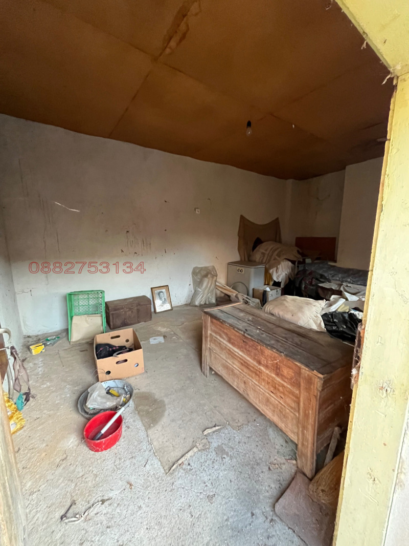 Продава КЪЩА, с. Гостиня, област Ловеч, снимка 9 - Къщи - 52809339