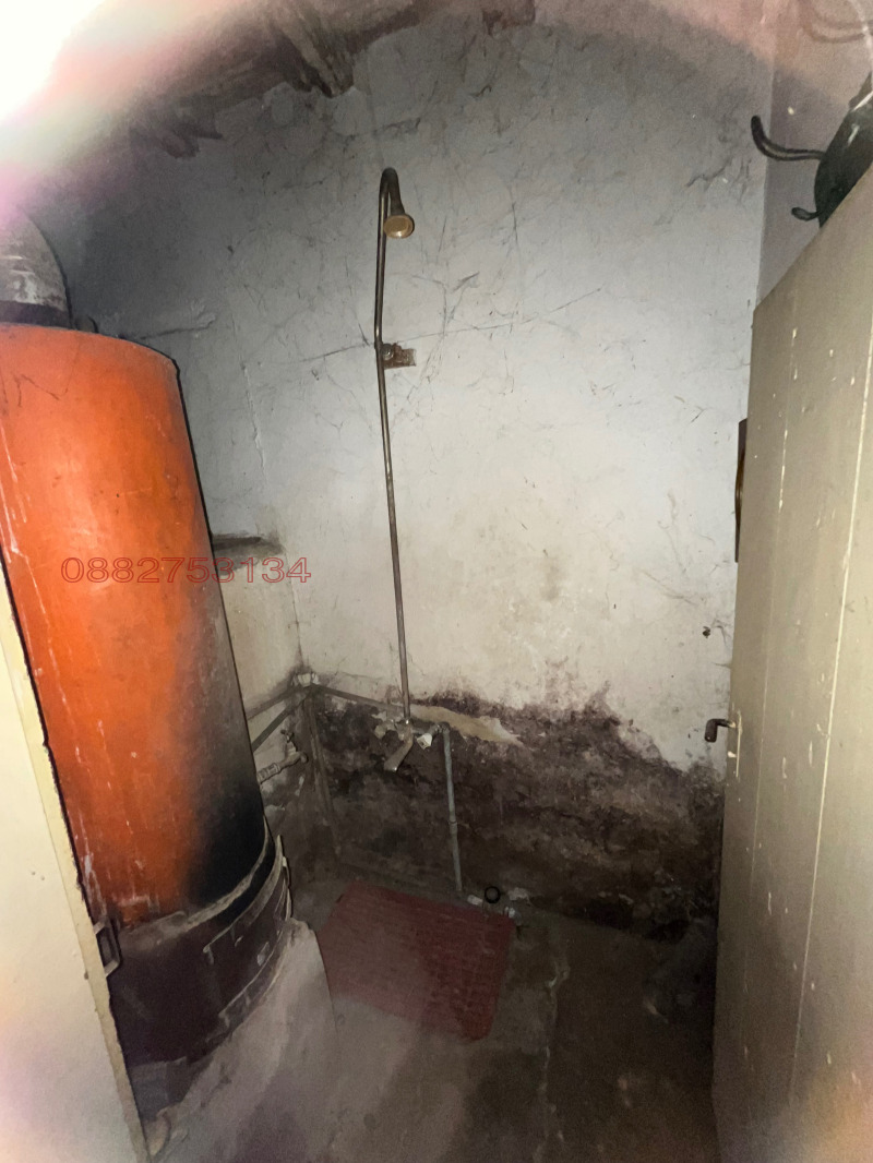 Продава КЪЩА, с. Гостиня, област Ловеч, снимка 6 - Къщи - 52809339